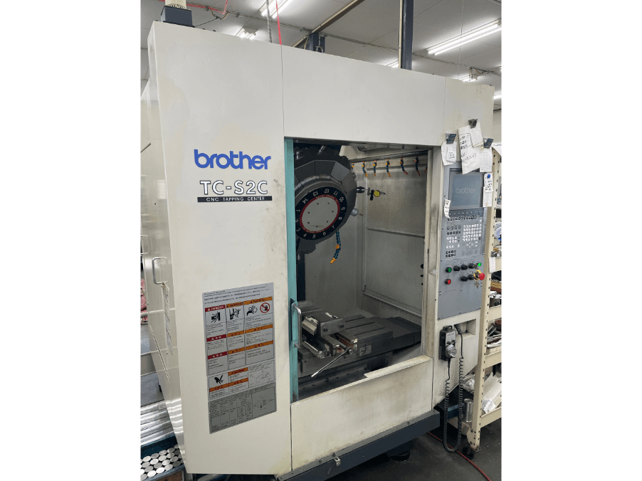 タッピングマシン